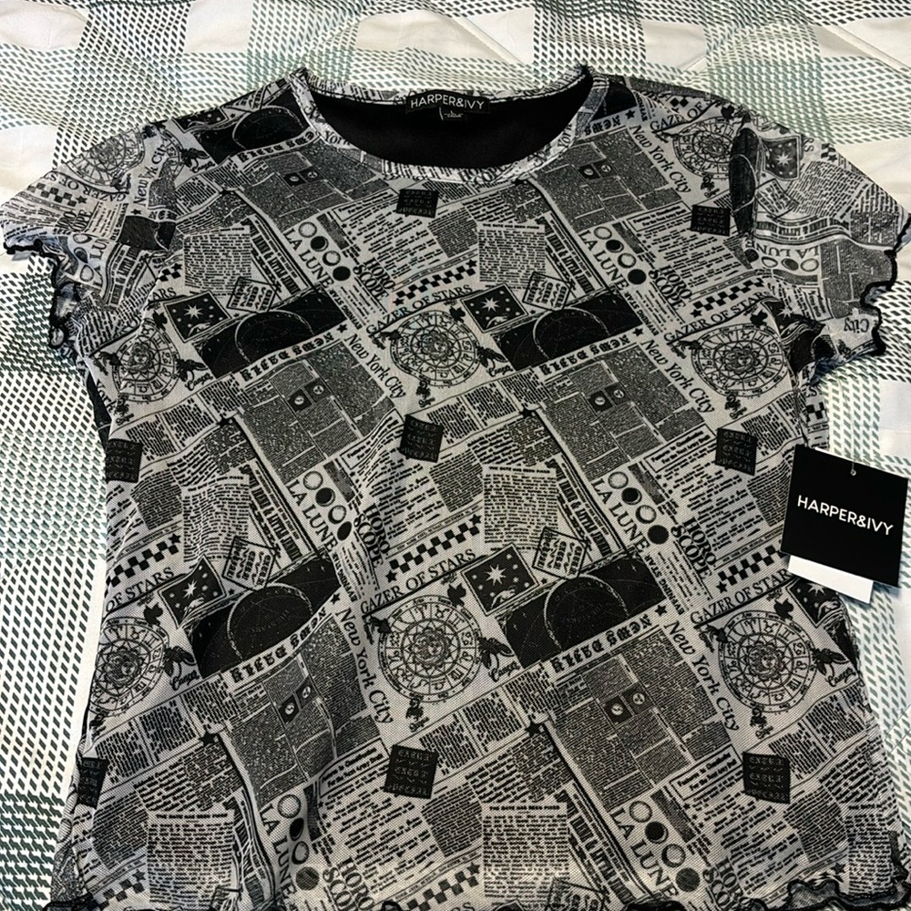 Cute crop shirt